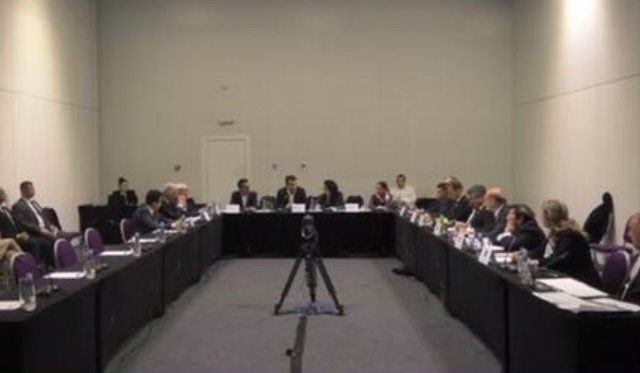 Четвърти ден продължават преговорите за коалиционно правителство между Продължаваме промяната